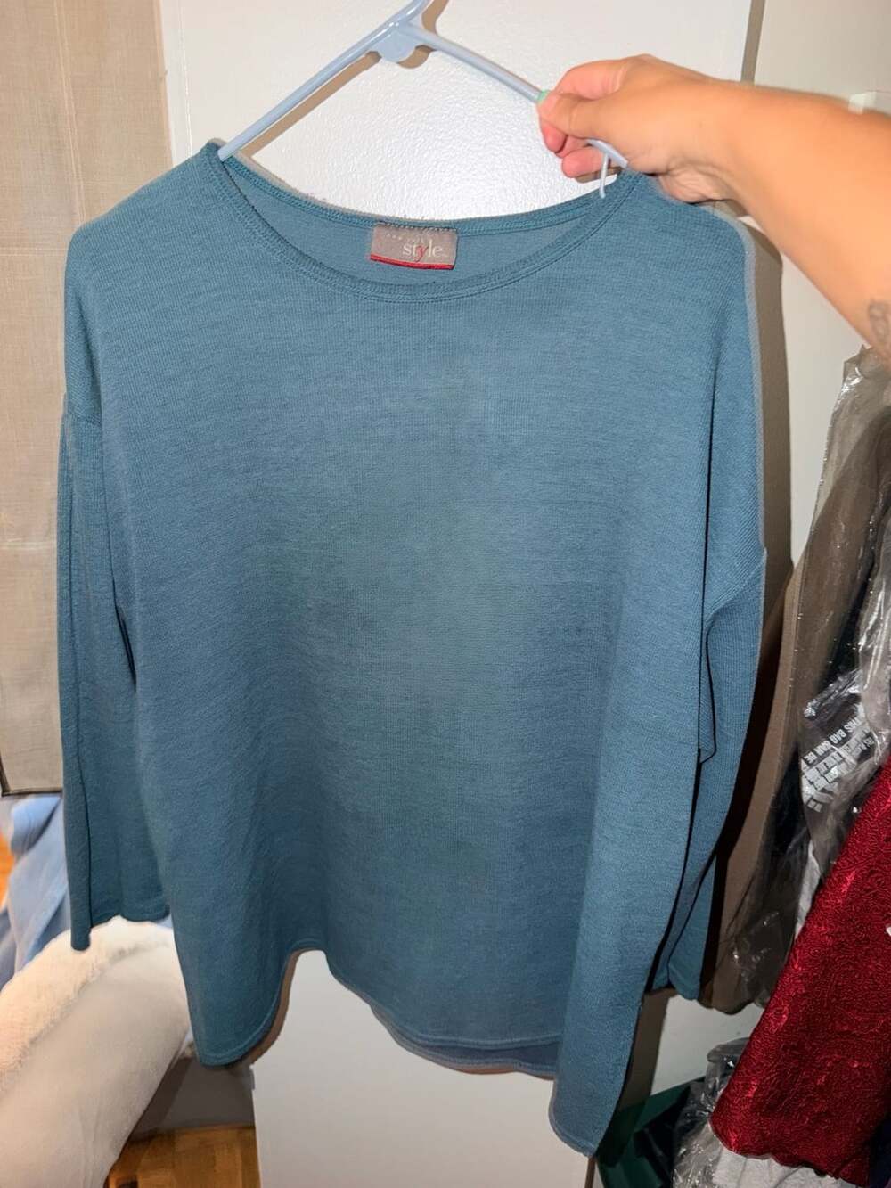 100% HEMP RELAXED FIT SWEATER - Blue green